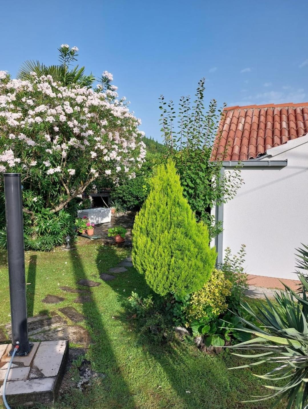Holiday Home Sunrise Gruda Esterno foto