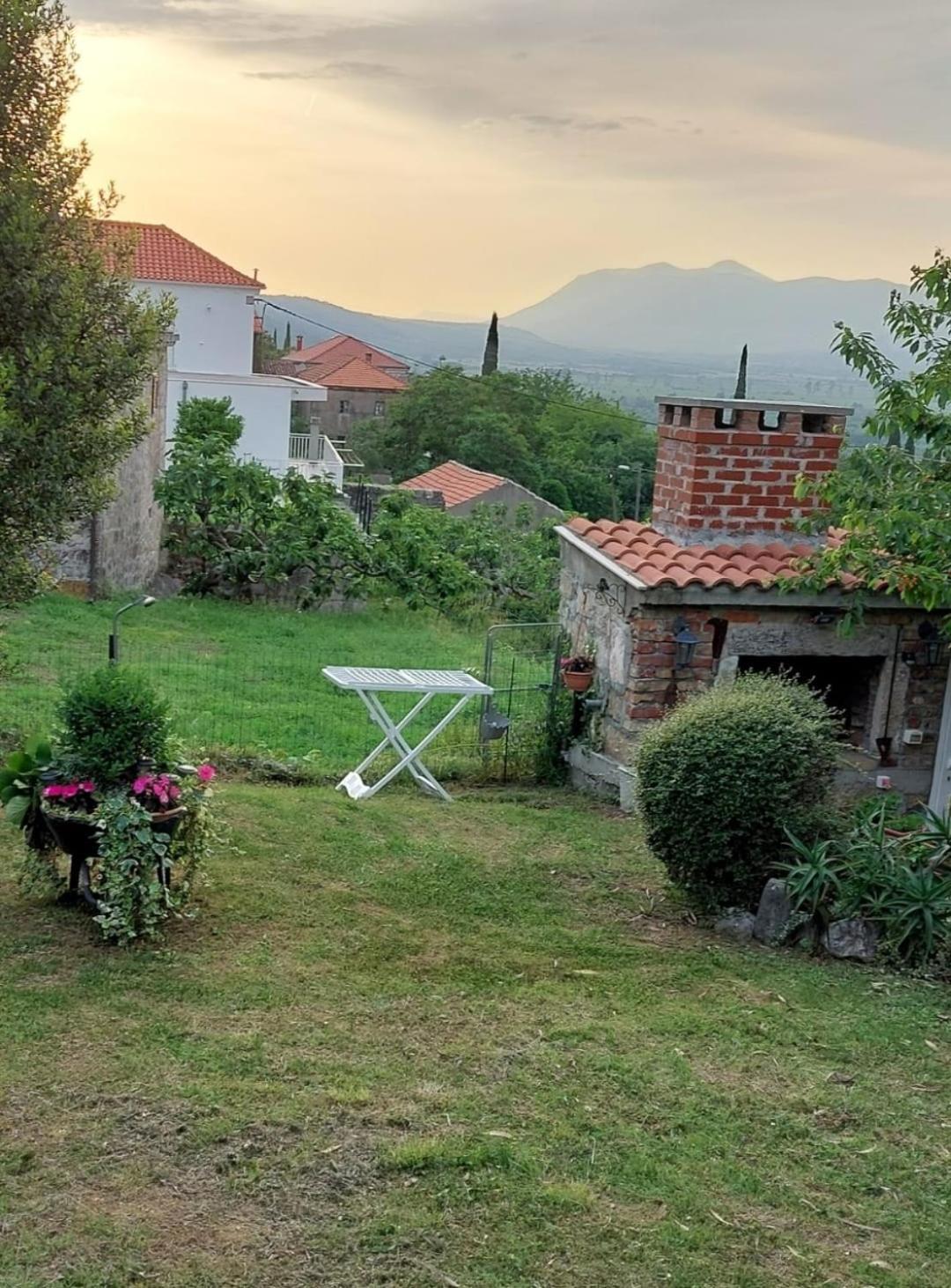 Holiday Home Sunrise Gruda Esterno foto