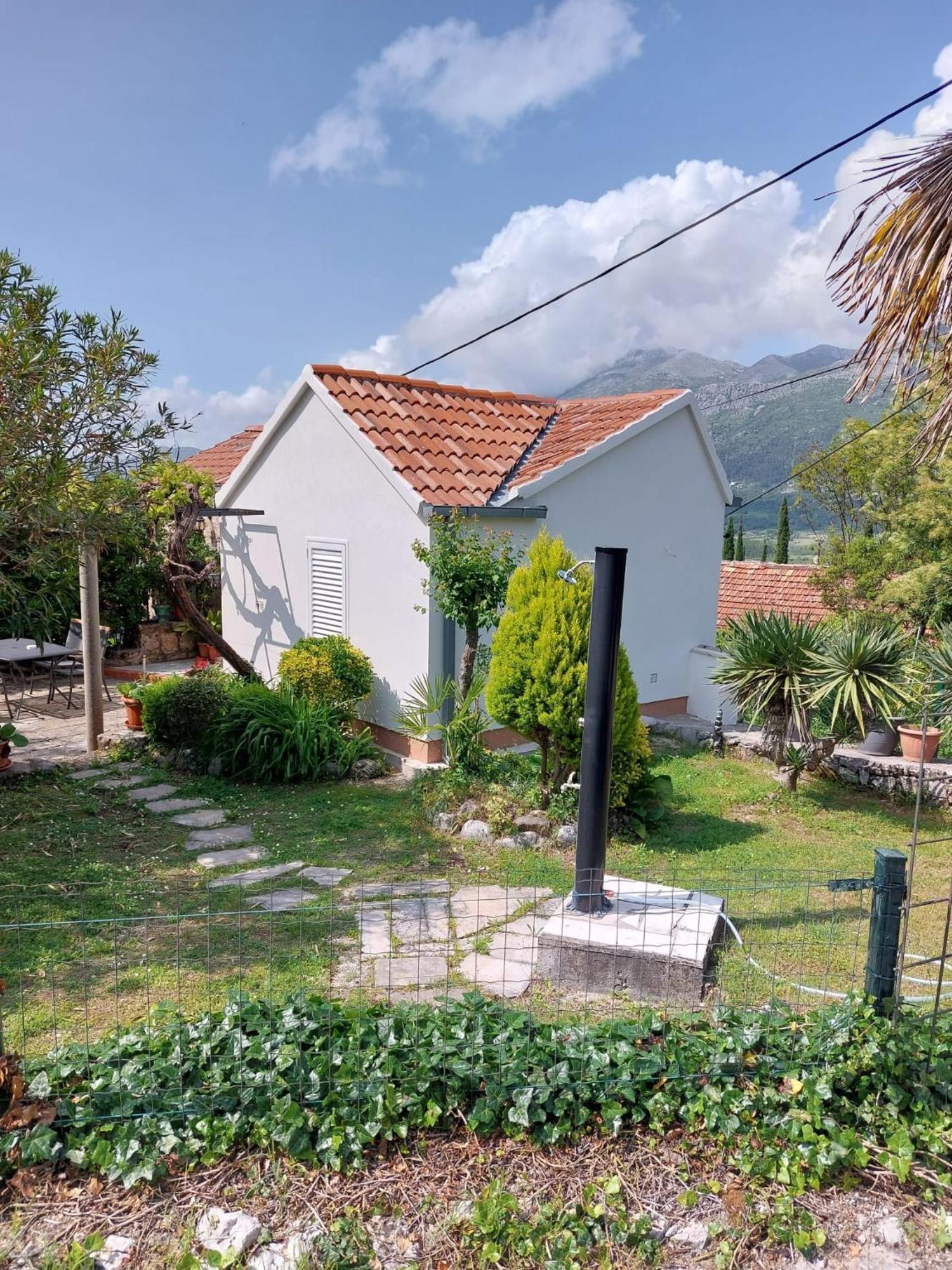 Holiday Home Sunrise Gruda Esterno foto